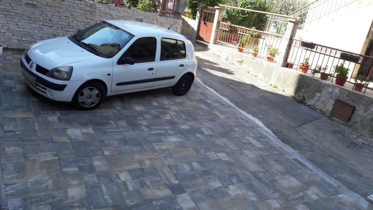 Apartment Buba Sibenik Bagian luar foto